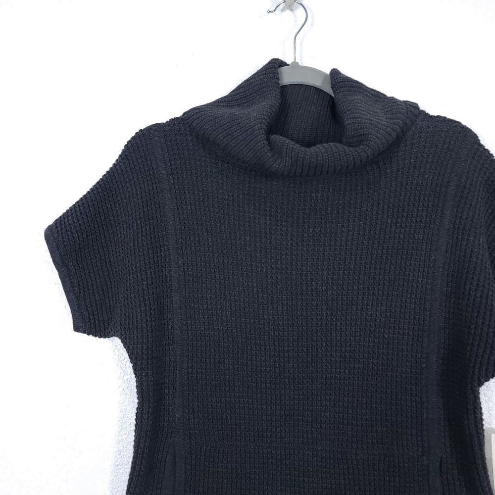 UGG Selby Turtleneck Chunky Knit Charcoal Gray Sweater - Picture 4 of 15